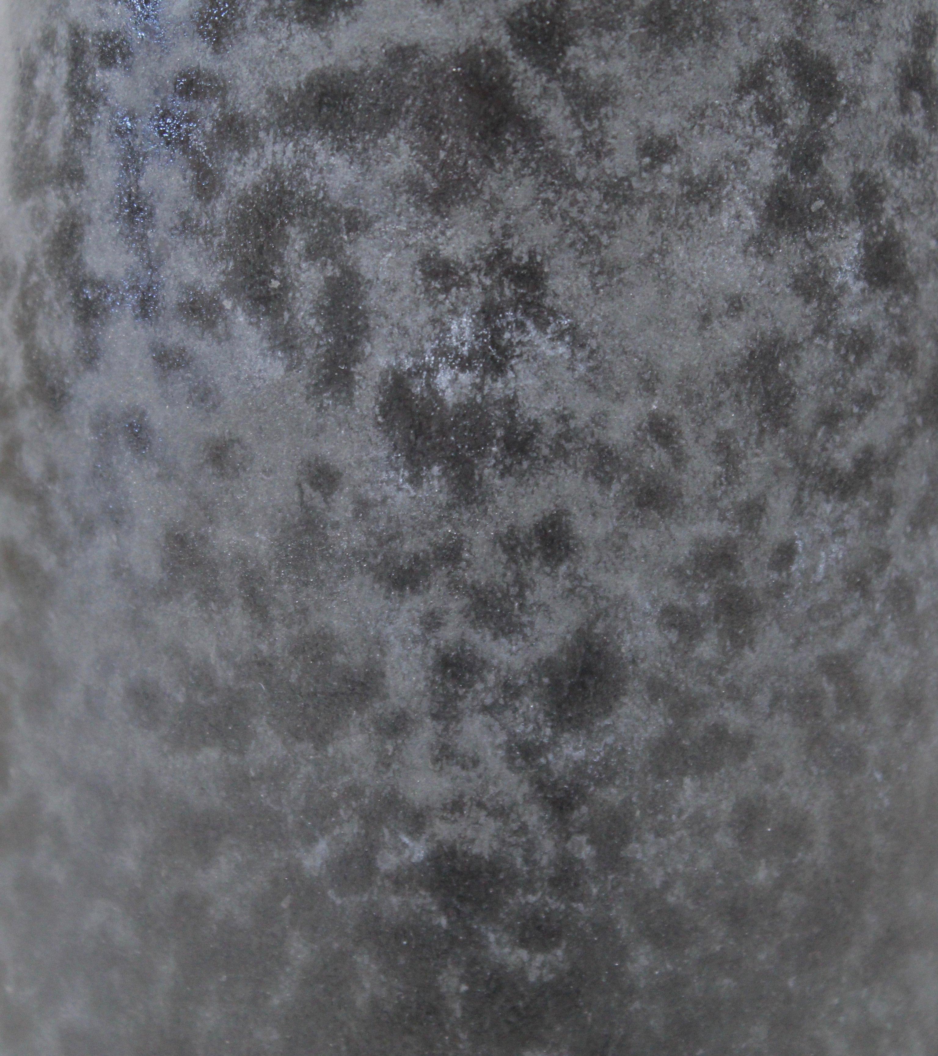 KH Würtz Tapering Cone Vase in Black Glaze In Excellent Condition In London, GB