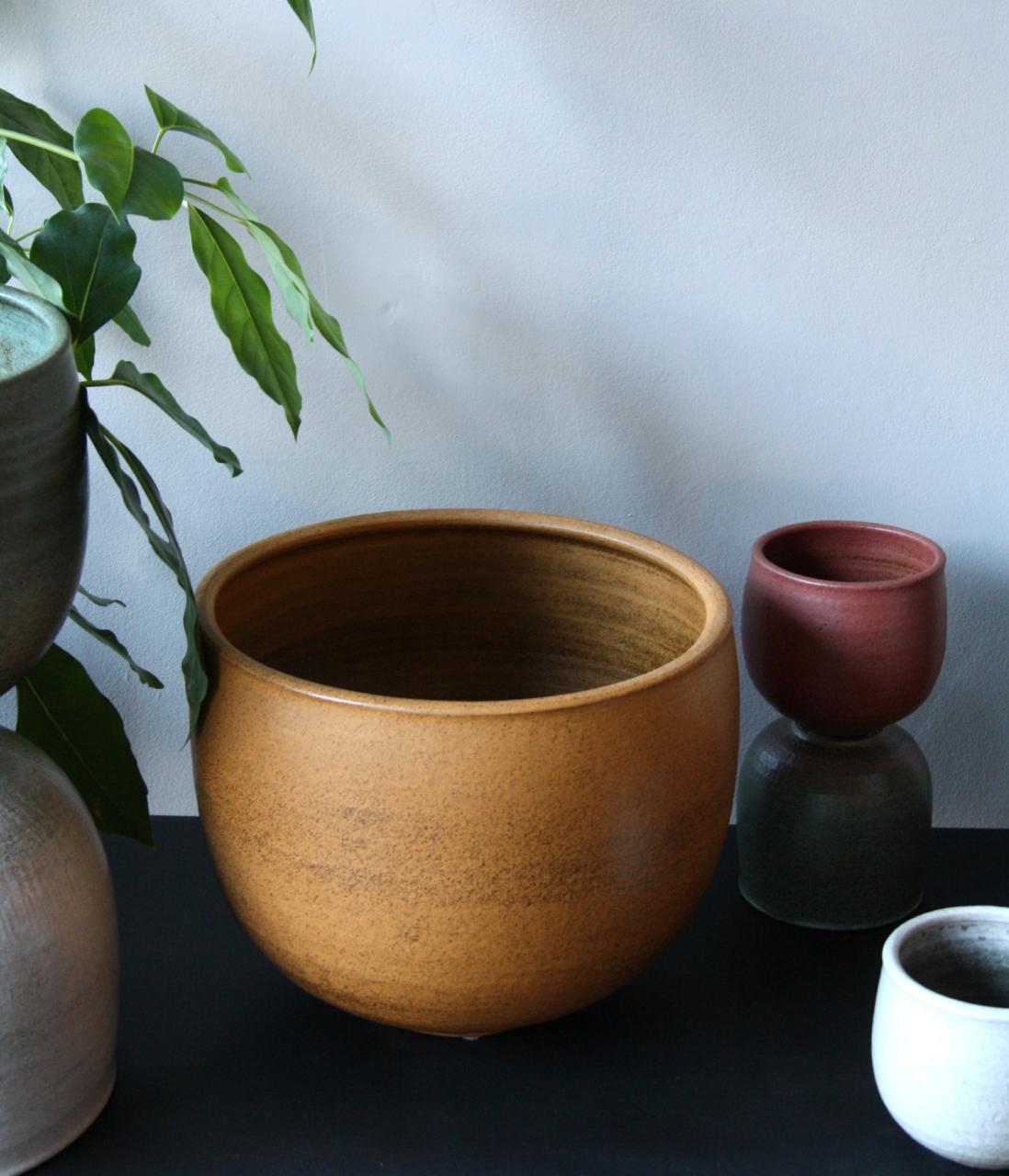 Contemporary KH Würtz X-Large Planter in Orange Glaze