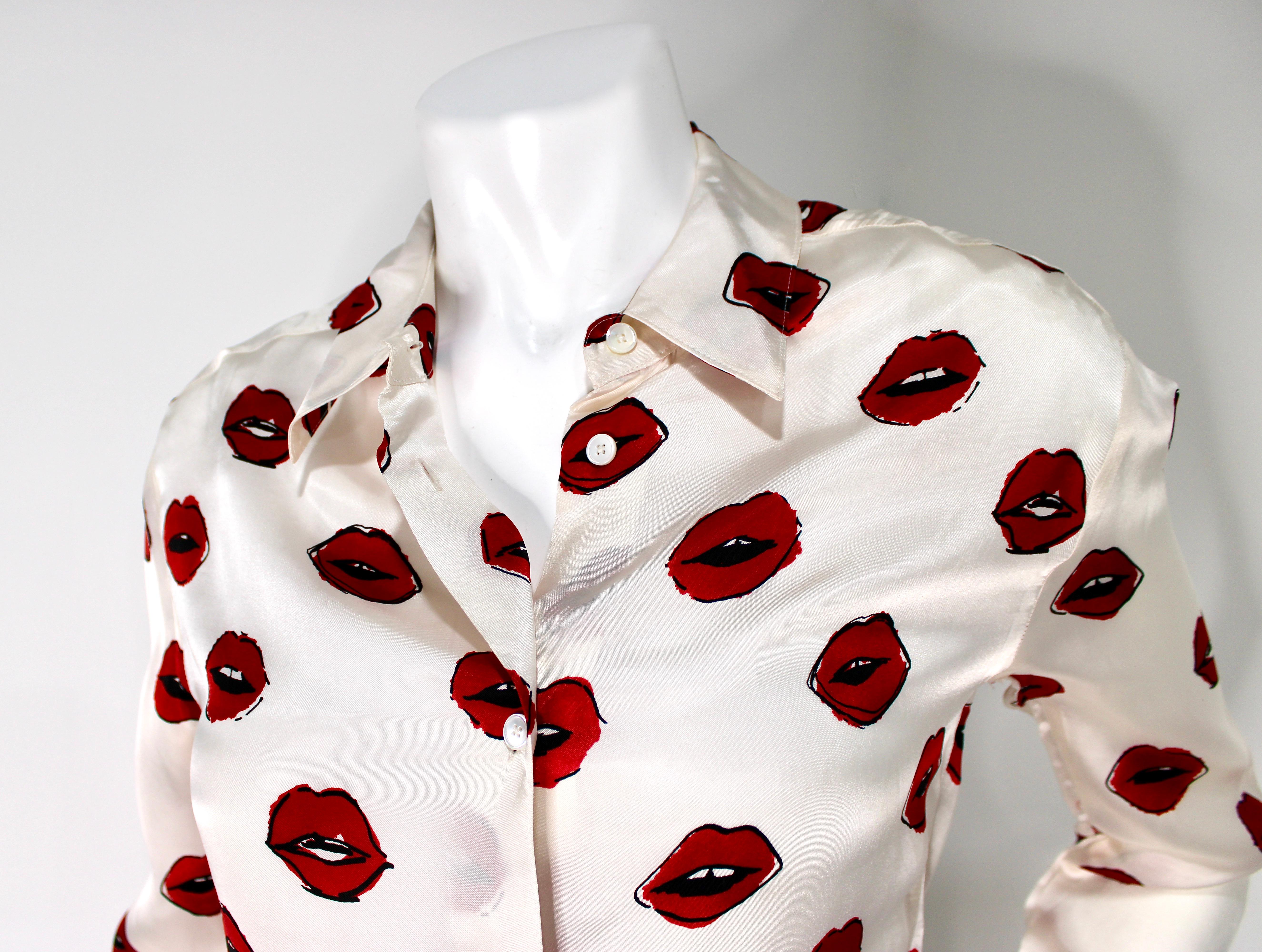 Grigio Khaite Argo, blusa in twill di seta con stampa a labbra e bottone in vendita