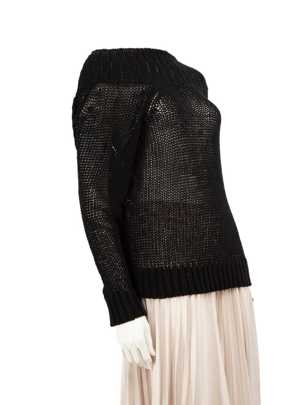 L'ÉTAT est très bon. Cet article de revente d'occasion de la marque Khaite ne présente pratiquement aucune trace d'usure visible sur le pull.
  
  Détails
  
  
  Noir 
  
  Coton
  
  Jumper
  
  Manches longues
  
  Épaule nue
  
  Extensible
  
 