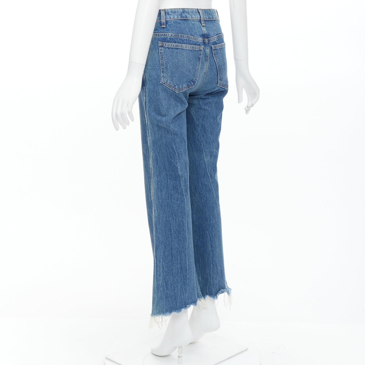 KHAITE Gabbie Blaue stein gewaschene Harz-Jeans mit Knopfleiste in Kurzform mit Knopfleiste 25