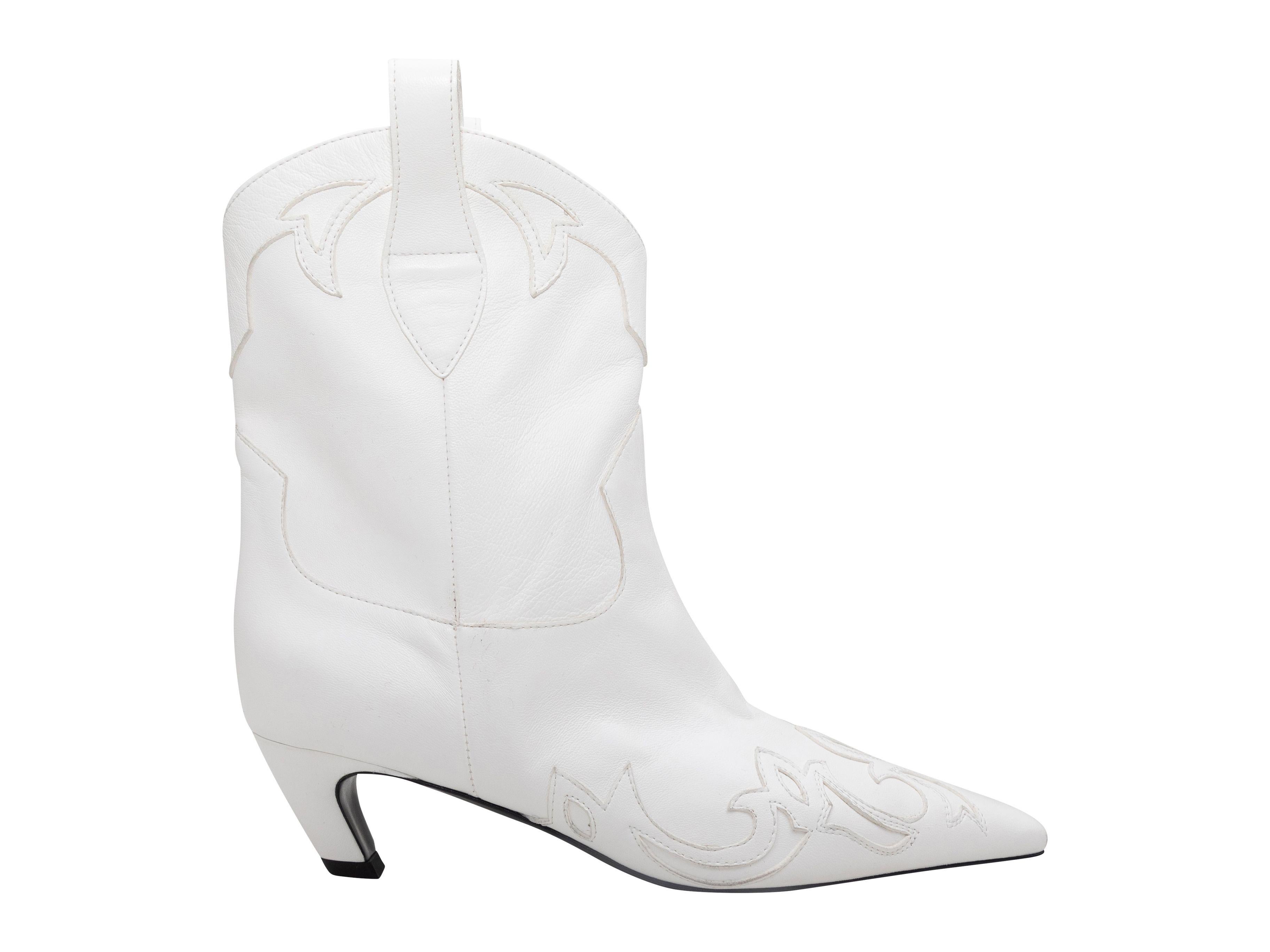 Khaite White Leather Western Boots In Good Condition In New York, NY