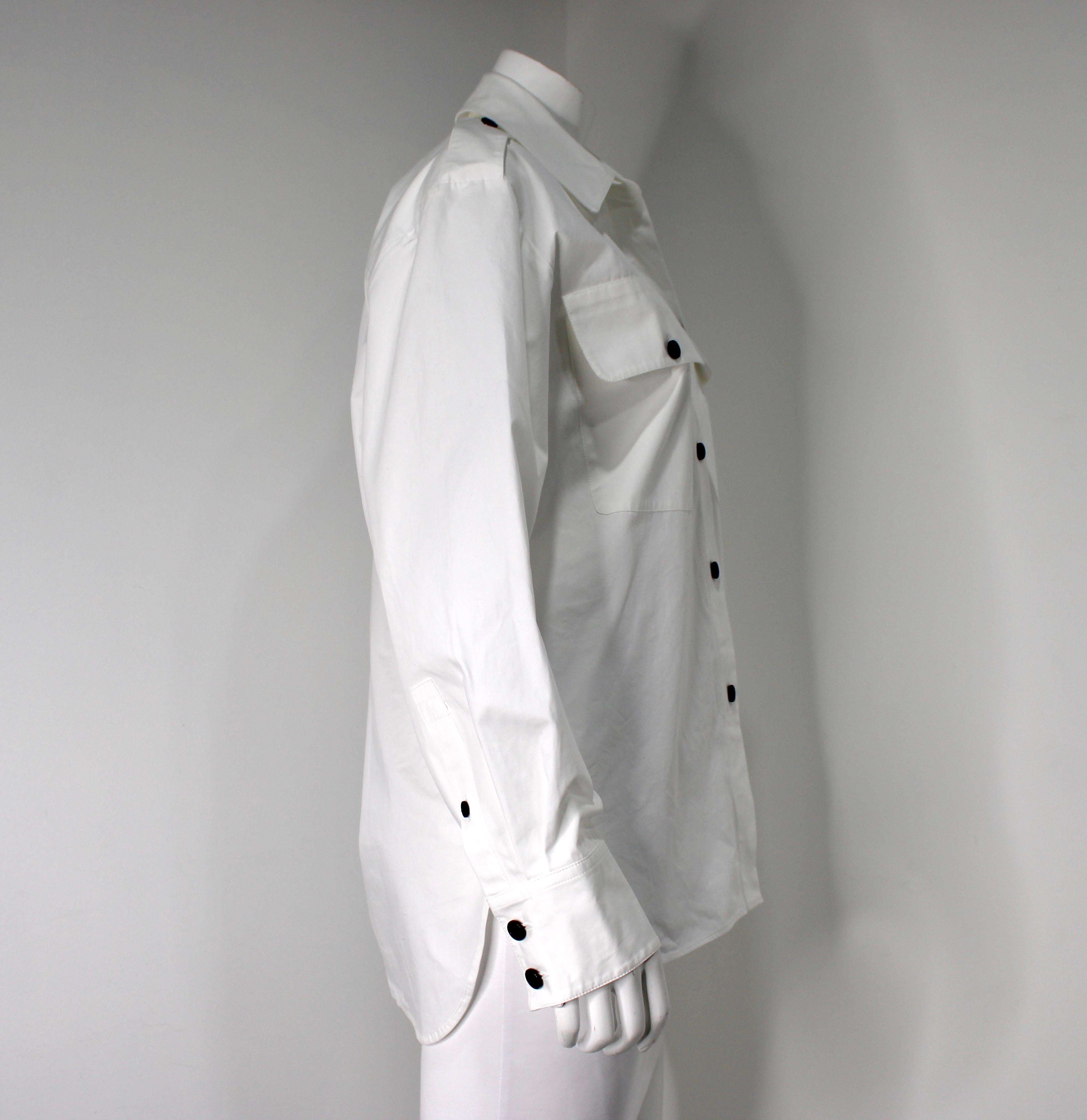 Khaite Camisa blanca con botones sobredimensionada de algodón Missa en venta 2