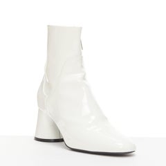 KHAITE Wythe 65 Weiße gogo-Stiefel mit klobigem Absatz aus Lackleder EU37