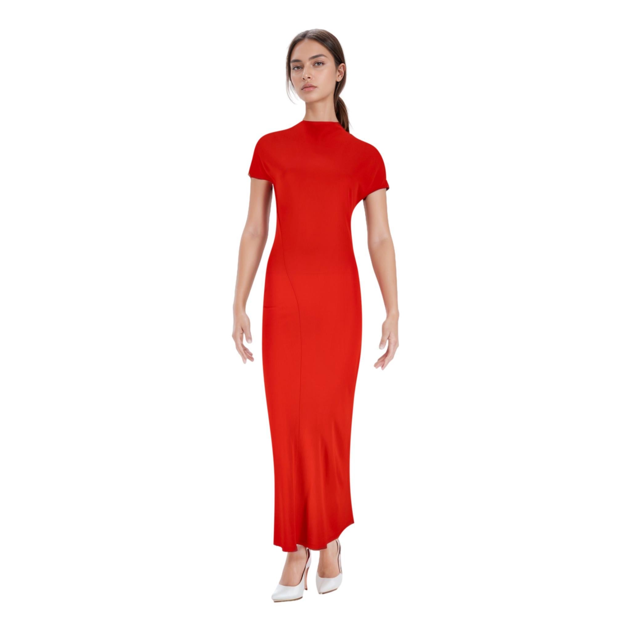 Khaite Yenza Jersey Maxi Dress
 Red long 'Yenza' dress designed with fitted bodice and falling to a floaty hem.
Featuring mock neckline, short sleeves and zip closure to rear.
Rrp £1,220
Size – M
Condition – Very Good
Composition – 100% Viscose
