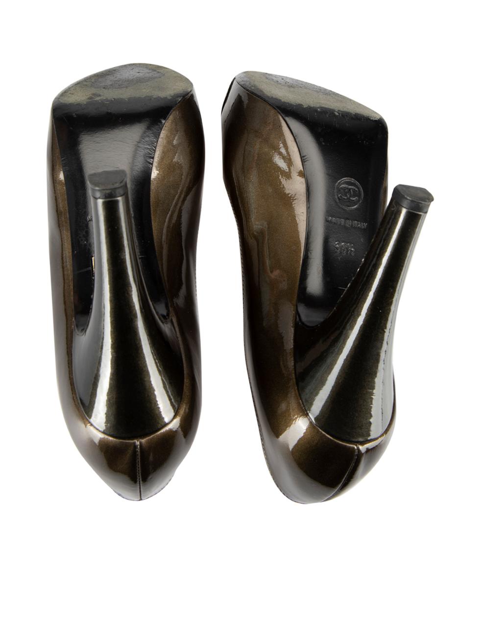Chanel Khaki Patent Leather Cap-Toe Platform Pumps Size IT 36.5 In Good Condition In London, GB