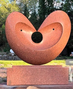 Matrimonio, scultura in granito rosso, cuore, di Khang Pham-New, interno, esterno