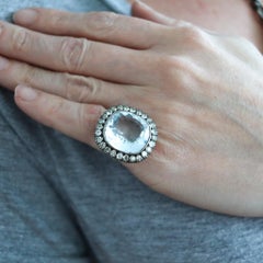 Anillo de cóctel KHLEBNIKOV de plata dorada de 14 quilates con aguamarinas y diamantes de 26,88 quilates