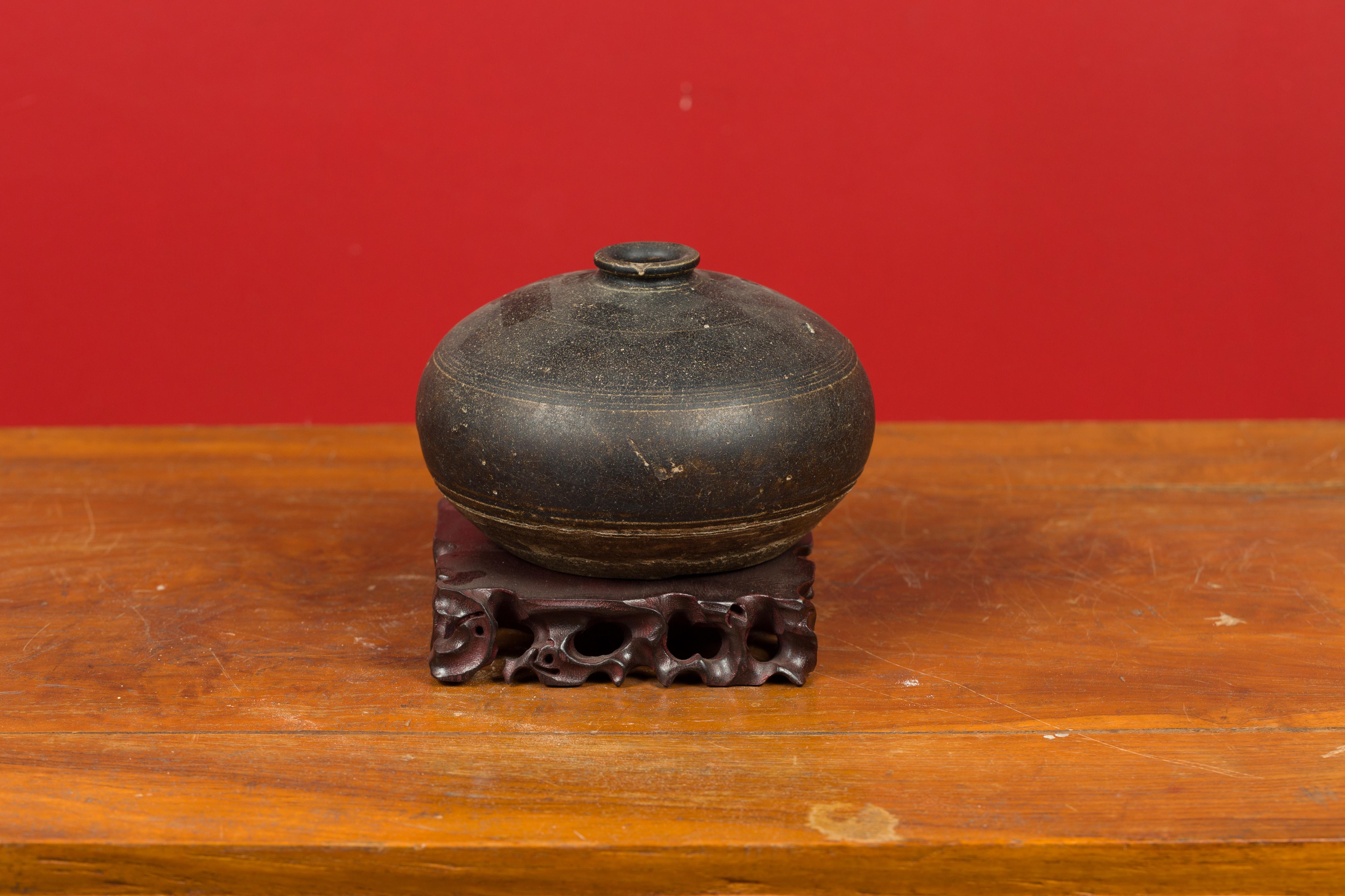Khmer Angkor Period 12th Century Black Glazed Ceramic with Concentric Lines 5