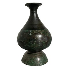 Kambodschanische Bronze-Flaschenvase mit zwei Teilen, Angkor-Periode, 12.-14. Jahrhundert