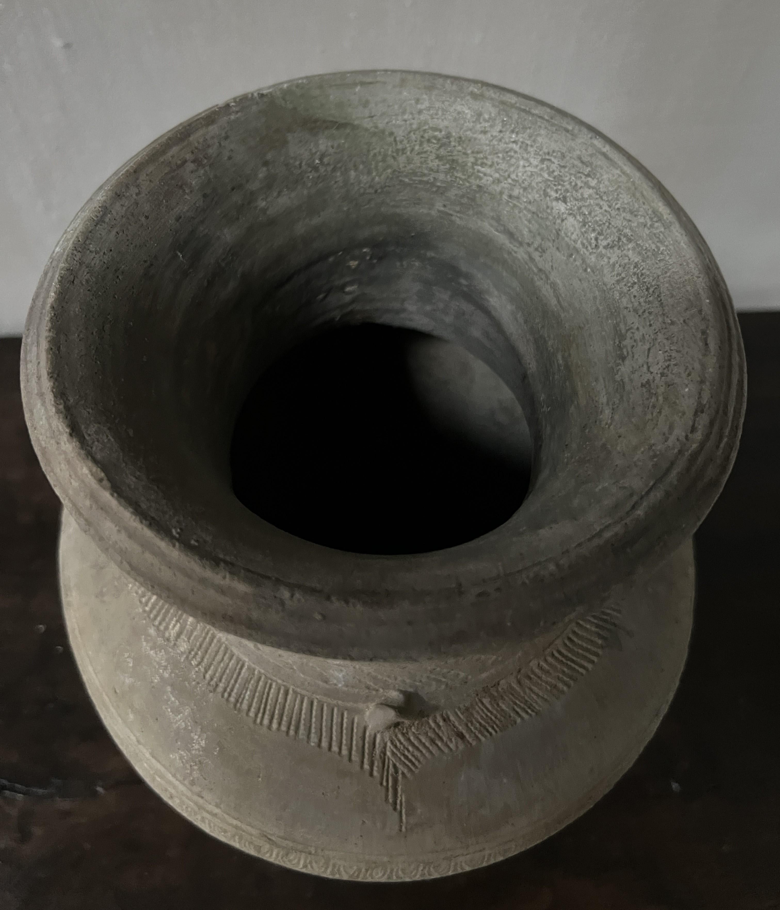 Khmer Cambodian Urn Vase For Sale 4