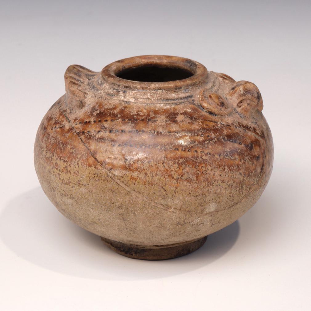 Cuit Pot à chaux khmer en céramique en forme d'oiseau en vente