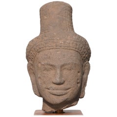 Tête de Bouddha Shiva en pierre de sable du Cambodge 11ème siècle