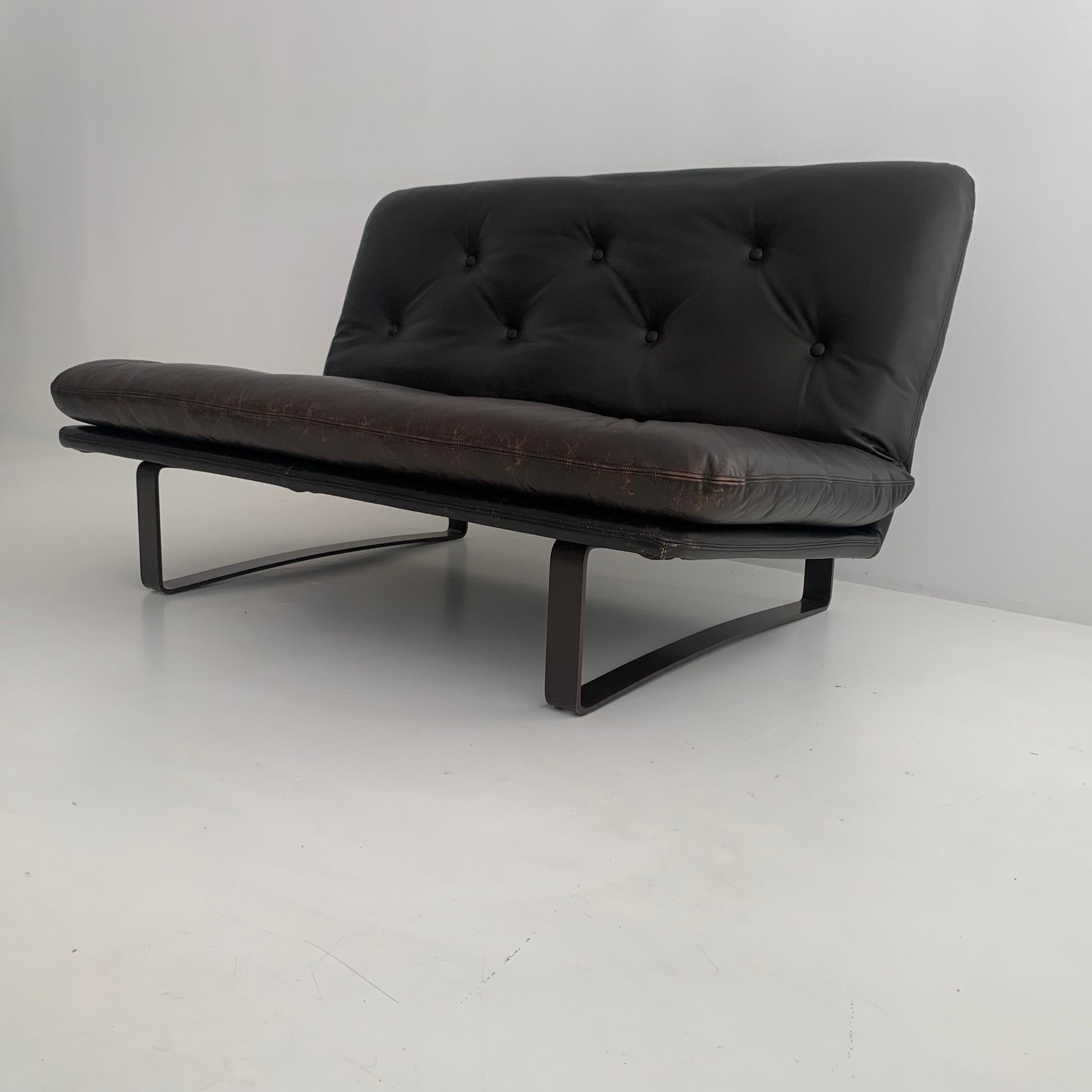 Kho Liang Ie for Artifort model C684 brown leather sofa, 1970’s 7