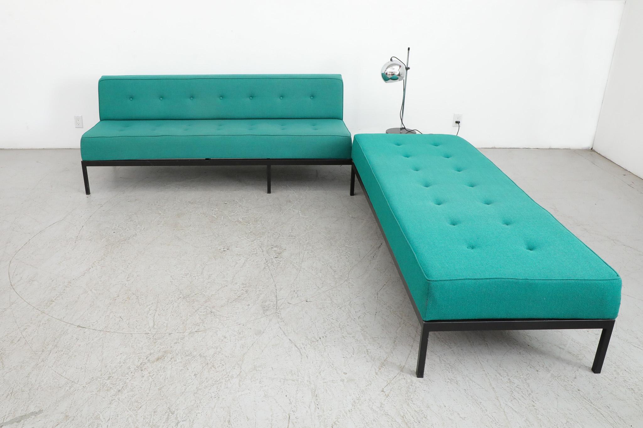 Awesome 'Model 070' corner sofa set with daybed by Kho Liang Ie for Artifort, 1960s. Kho Liang Ie was born in 1927 in Magelang, Dutch East Indies. After Indonesia's independence in 1949, the family moved to the Netherlands where, after completing