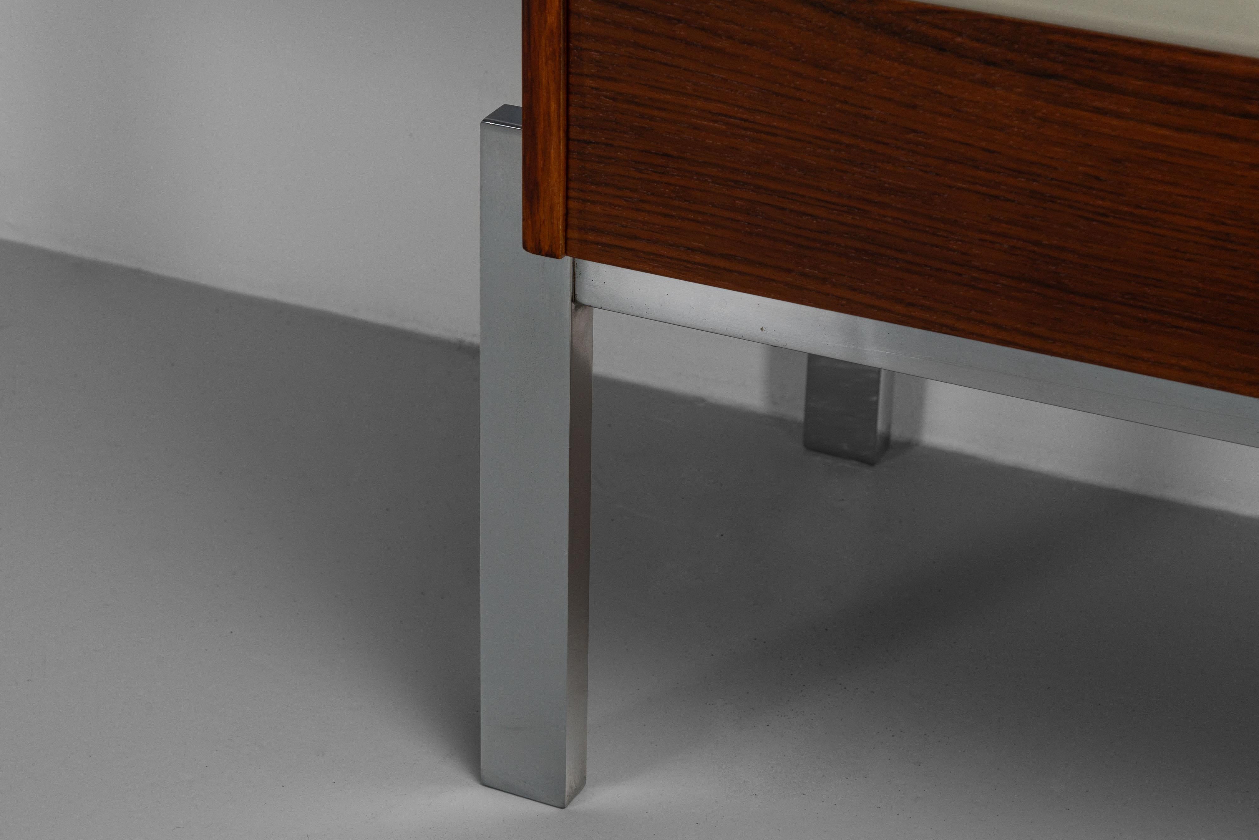 Kho Liang Ie sideboard Fristho The Netherlands 1956 3