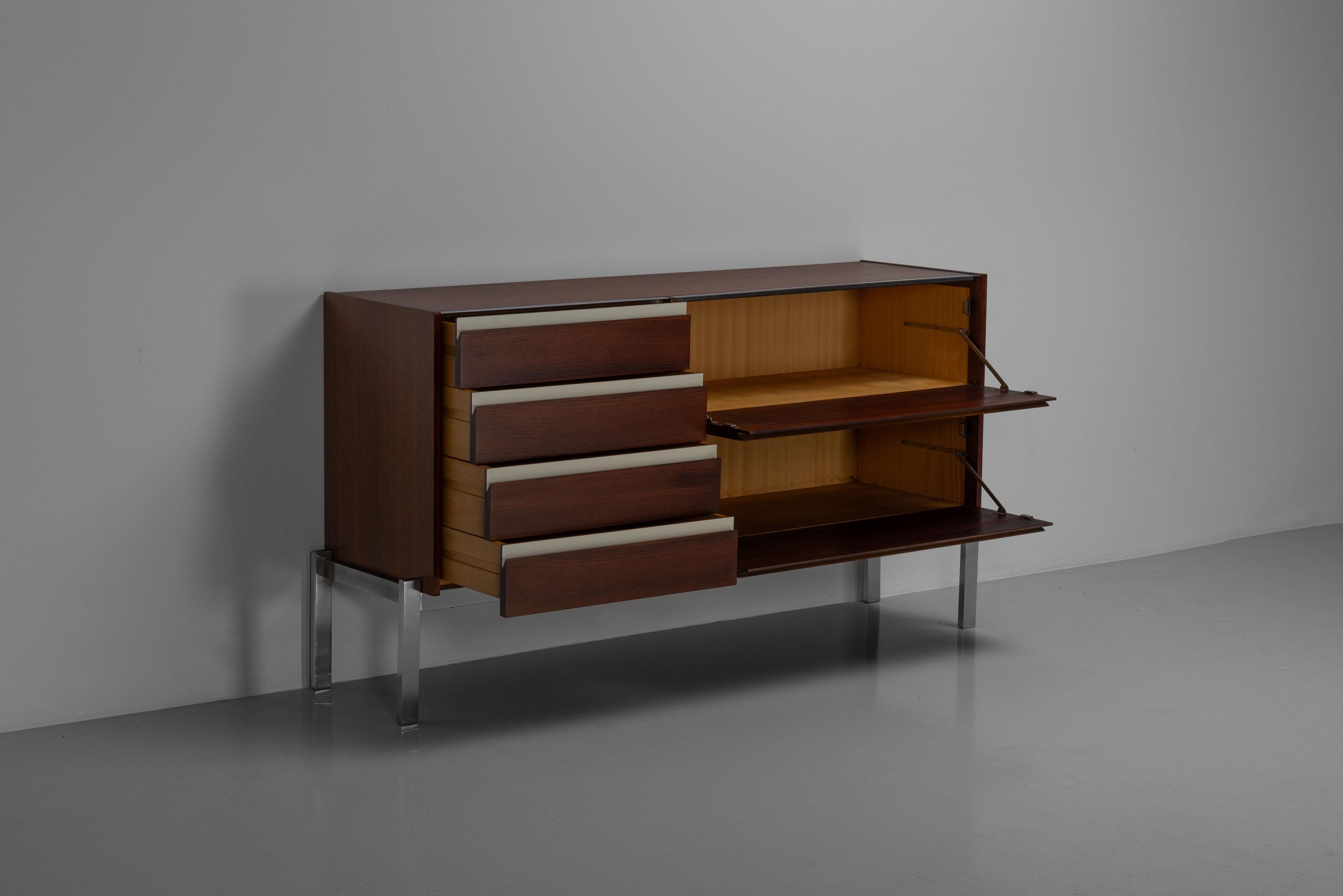 Kho Liang Ie sideboard Fristho The Netherlands 1956 4