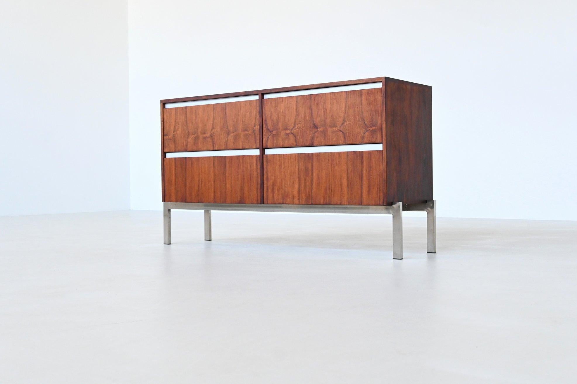Kho Liang Ie sideboard in rosewood Fristho The Netherlands 1957 For Sale 7