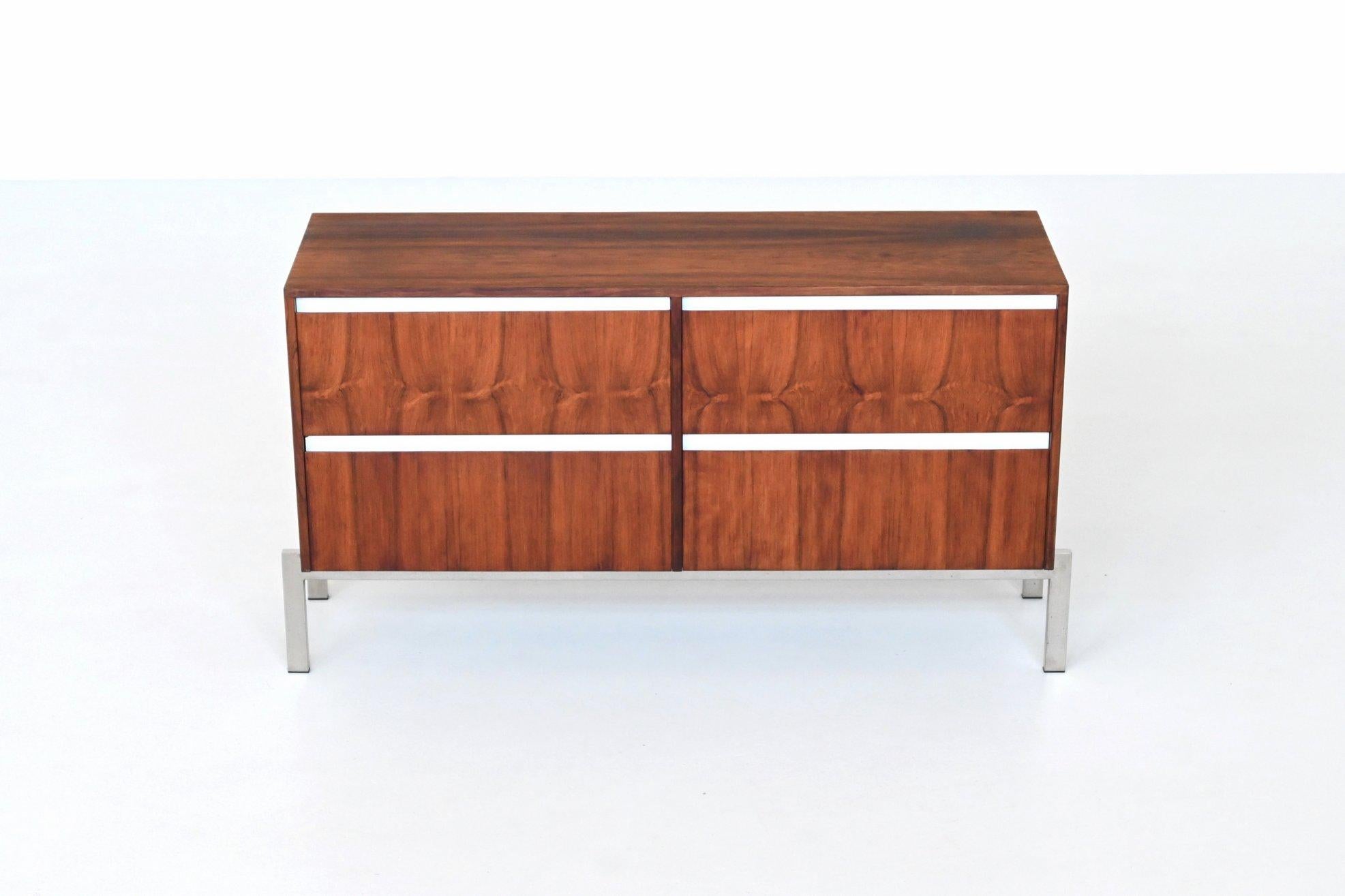 Kho Liang Ie sideboard in rosewood Fristho The Netherlands 1957 For Sale 8