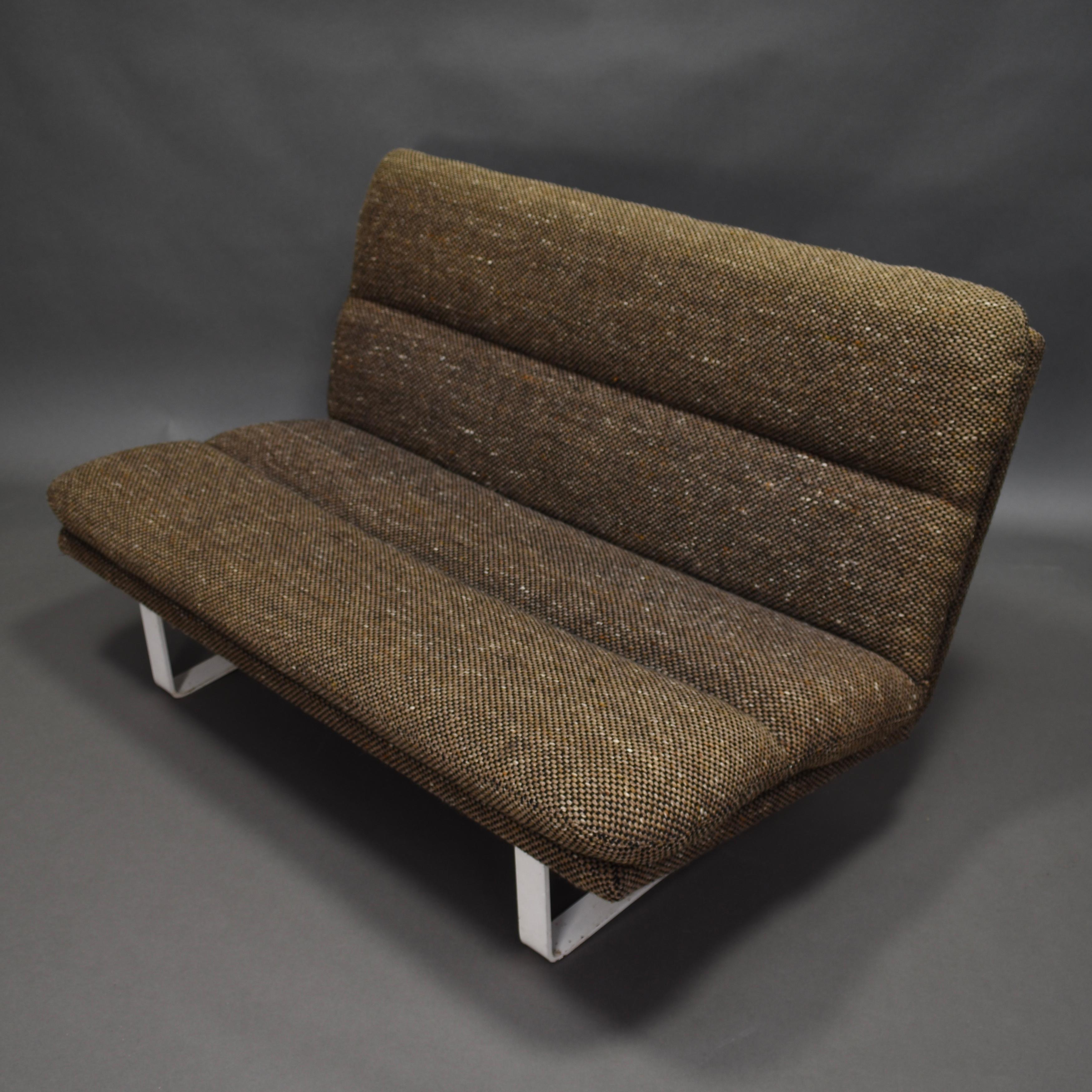 Kho Liang Ie Two-Seat Sofa for Artifort, Netherlands, circa 1968 1