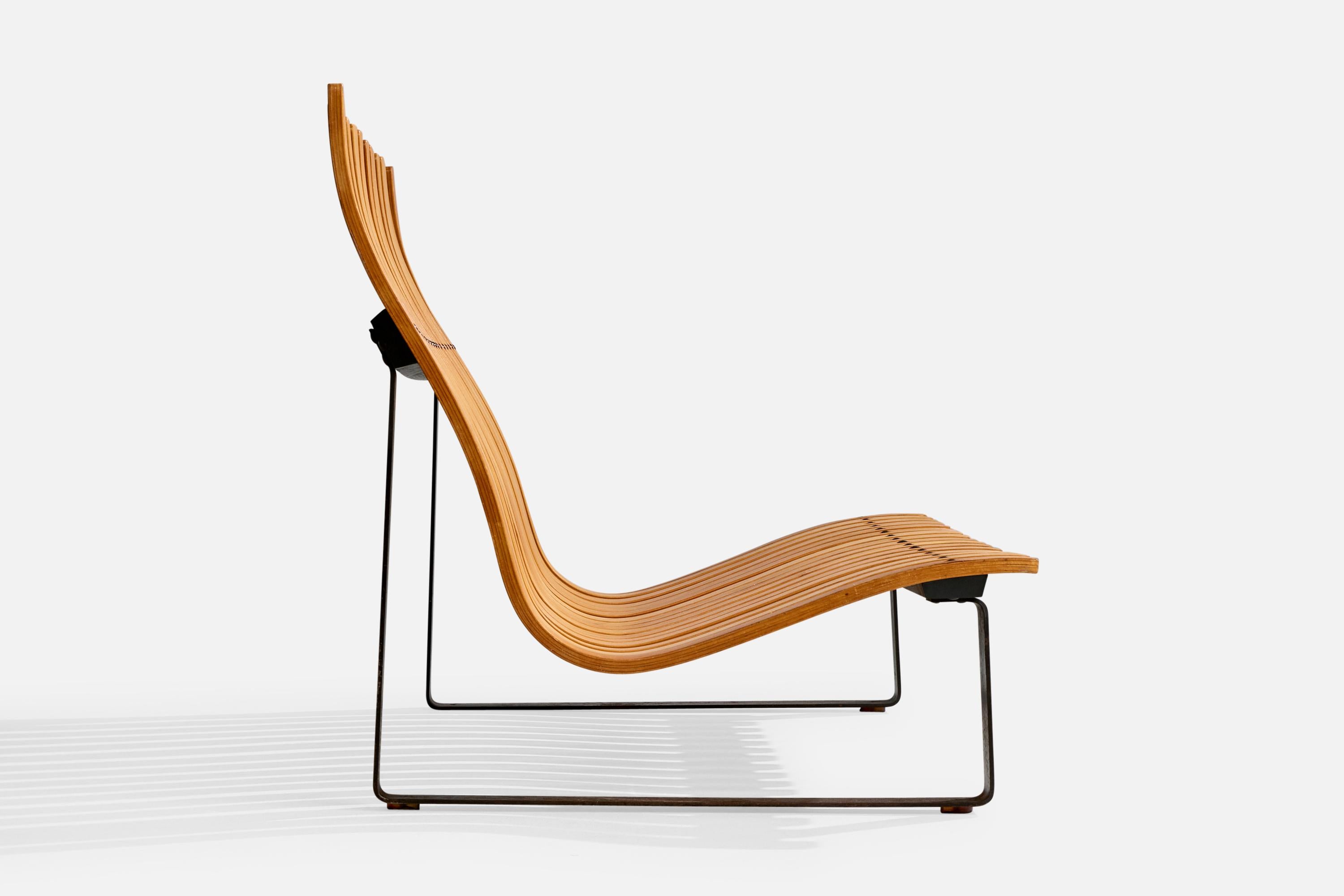 Mid-20th Century Kho Liang Le Attribution, Bench, Metal, Bentwood, Netherlands, 1960s For Sale