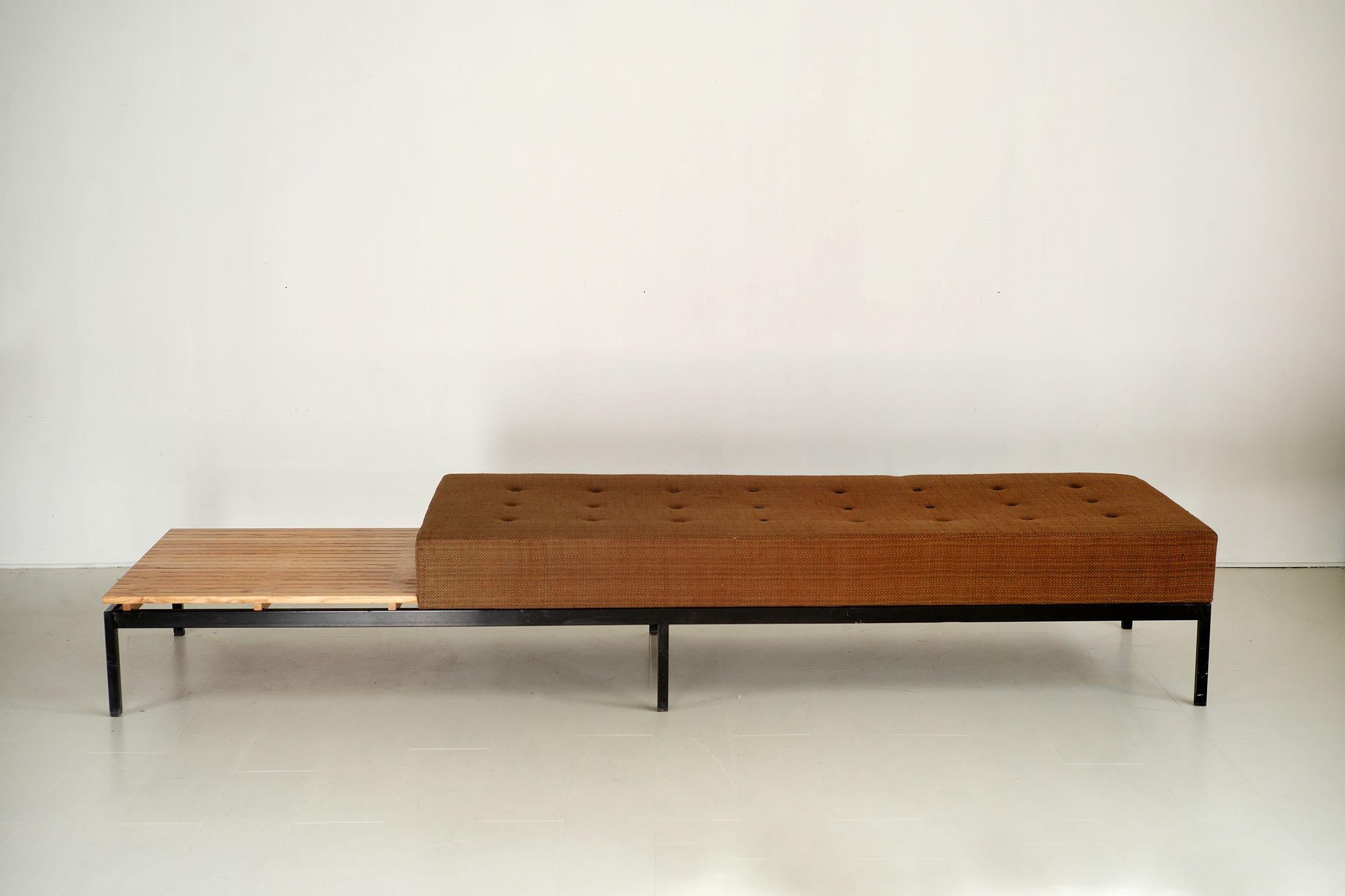 Kho Liang Le, Bench 070, Holland 1962 For Sale 1
