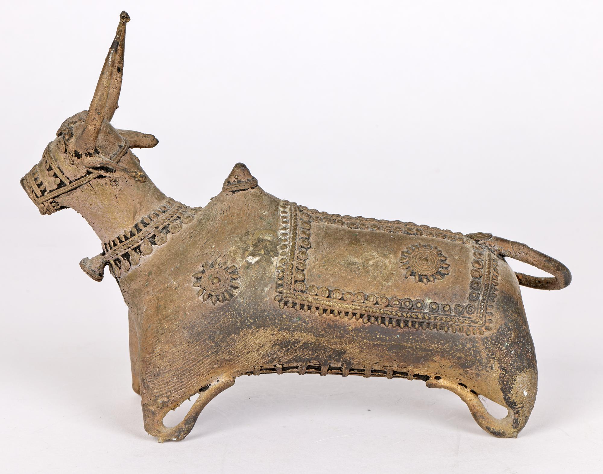 Khond-Ox-Figur aus Bronzemetall aus Orissa, Indien im Angebot 6