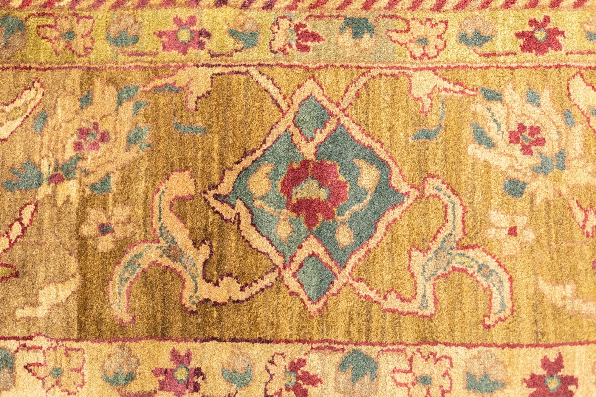 Khorasan Design-Teppich 9'1'' x 12'2 im Zustand „Hervorragend“ im Angebot in New York, NY
