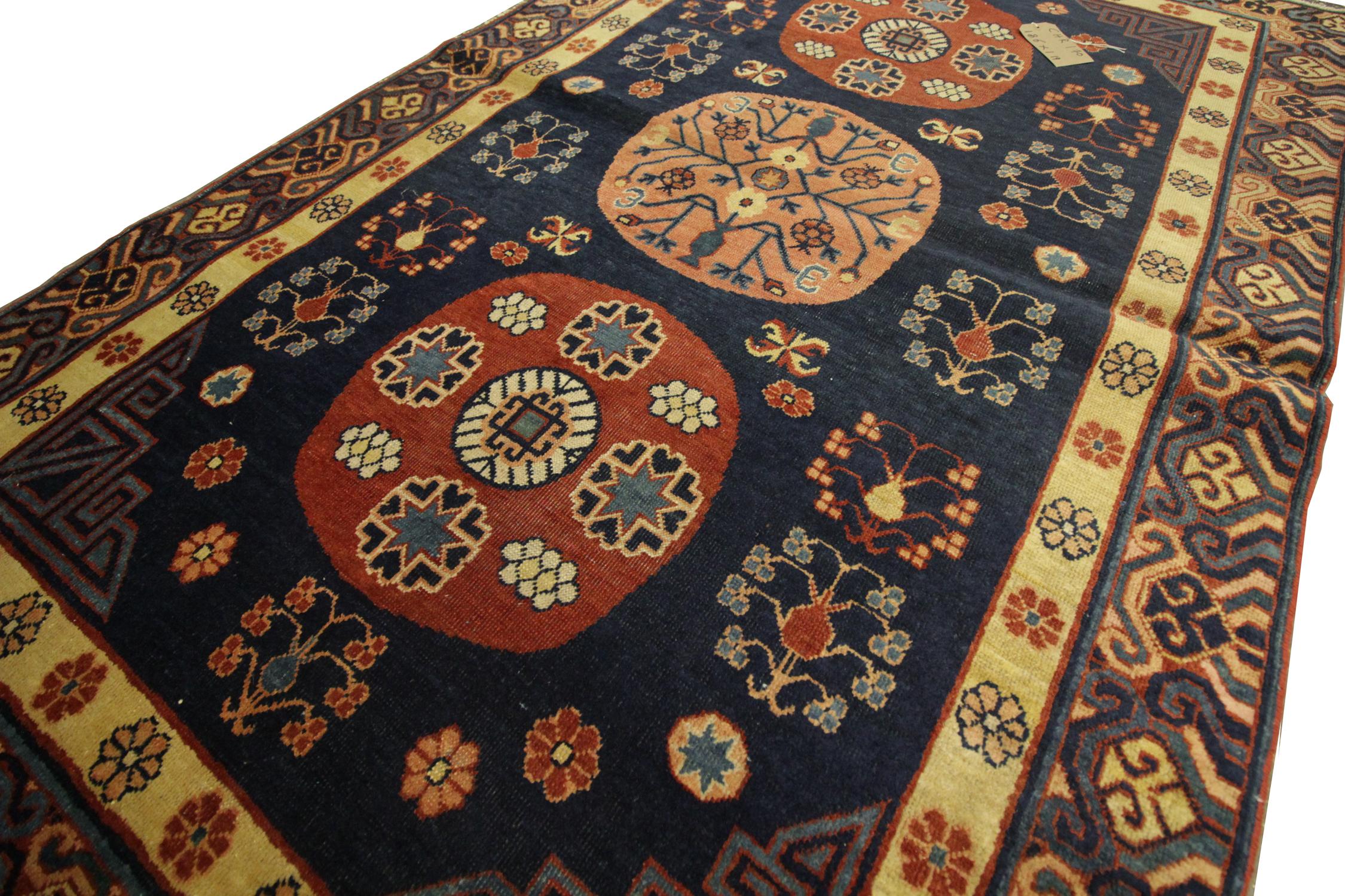 Chinese Khotan Antique Rug, Handmade Carpet Oriental Wool Living Room Rugs for Sale For Sale