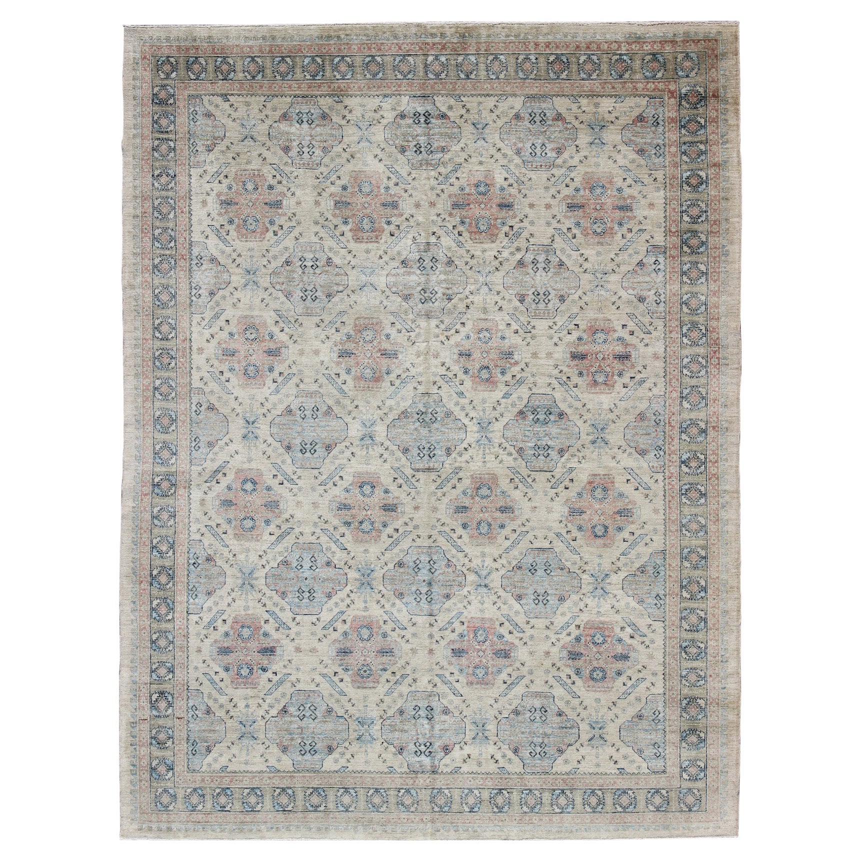 Tapis Khotan à motifs géométriques sur toute la surface par Keivan Woven Arts