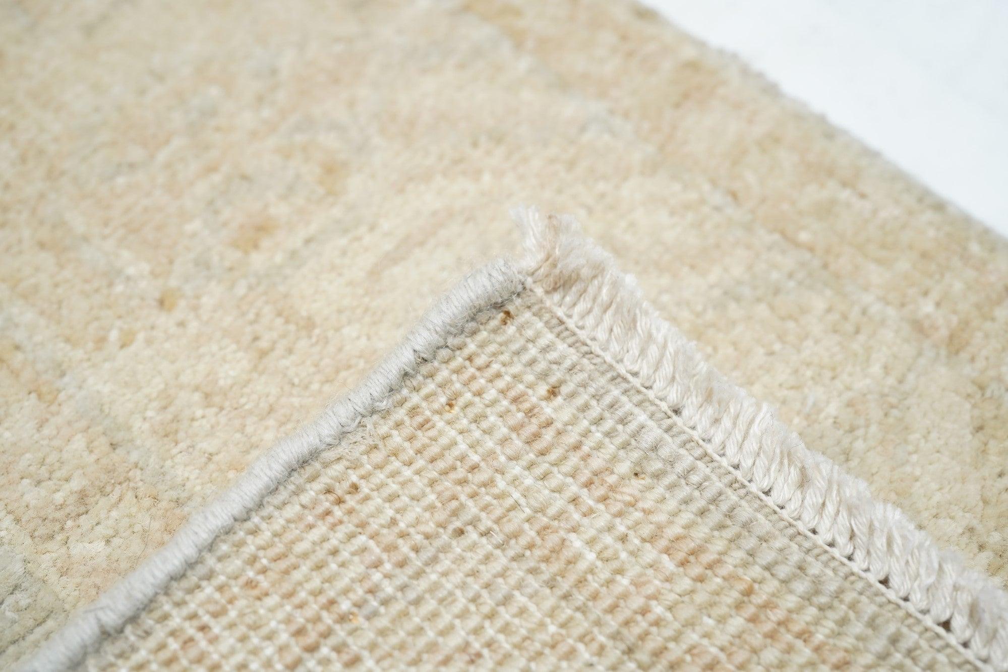 Tappeto Khotan 2'6'' x 5'5'' in vendita 1