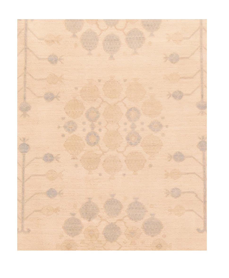 Khotan Rug 5'6'' x 7'9'' In New Condition For Sale In New York, NY