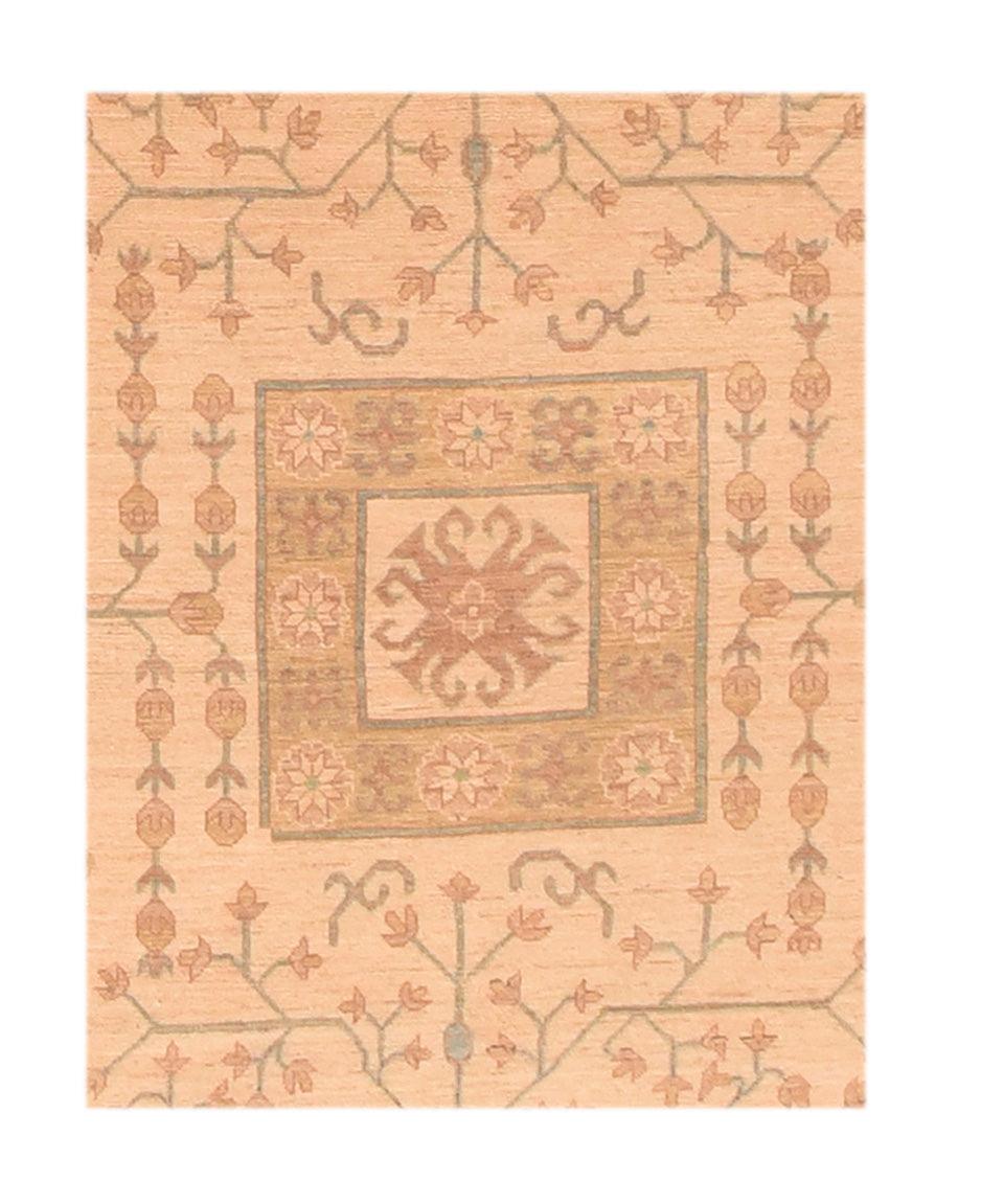 Khotan Rug 7'10'' x 9'10'' In New Condition For Sale In New York, NY