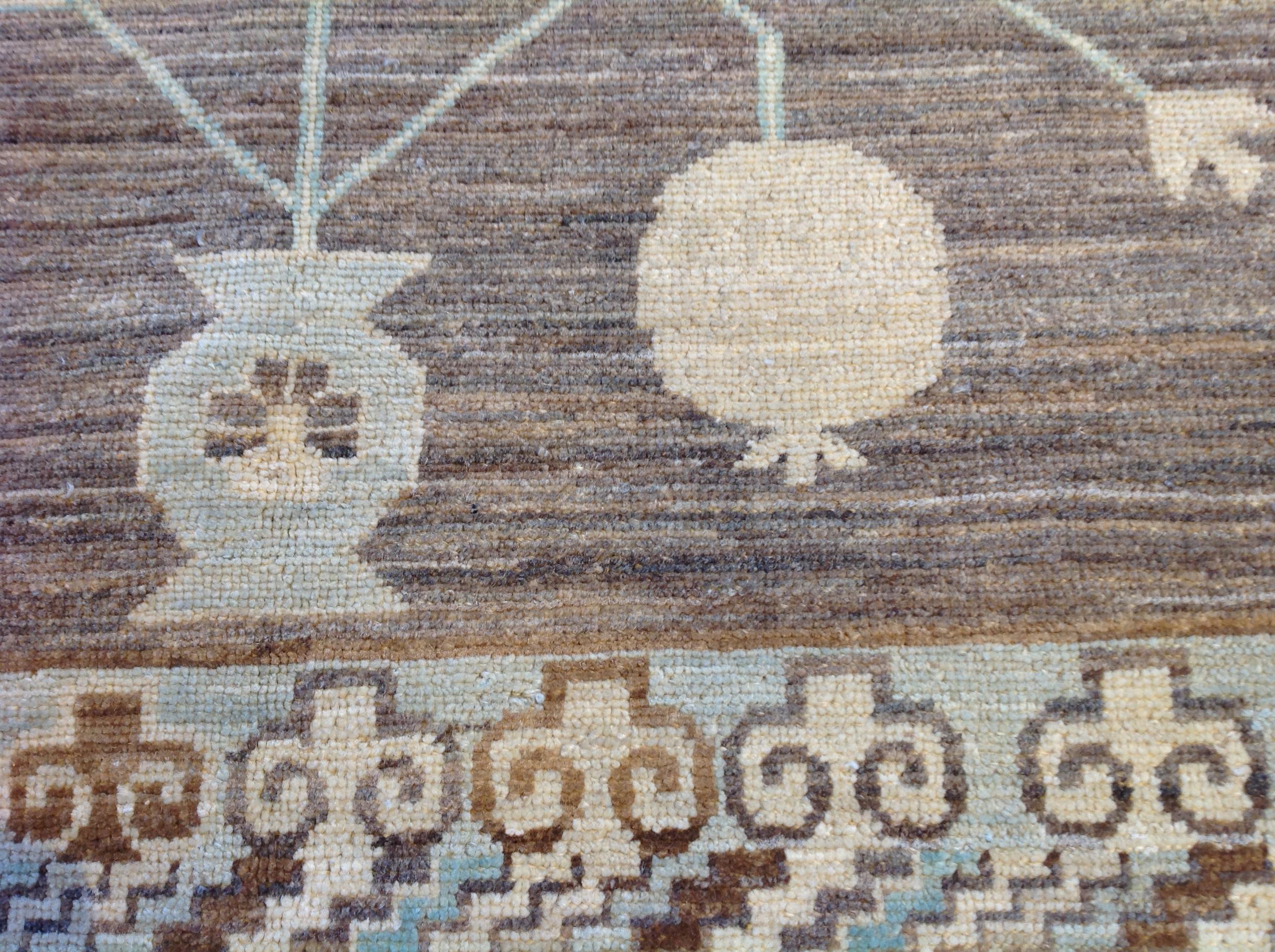 Contemporary Khotan Rug In New Condition For Sale In Los Angeles, CA