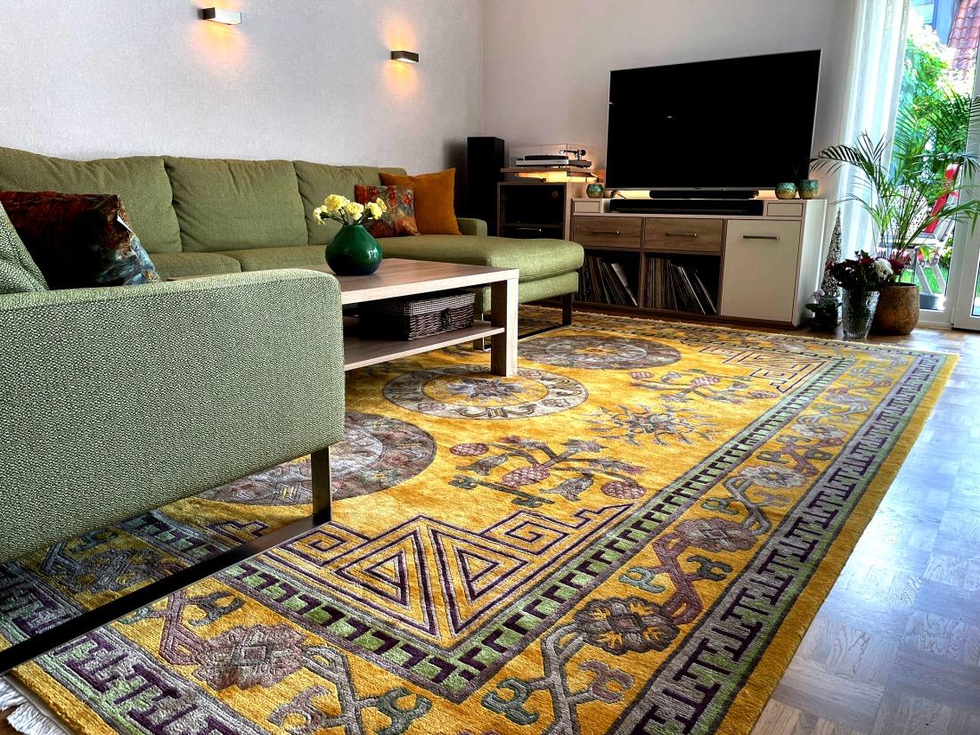 Khotan Samarkand Superior Luxury Rug in Silk by Djoharian Design

Khotan Samarkand Style Rug Silk and Wool carpet by Djoharian Design for living room, dining room, bedroom.

Exclusive designer rug, hand-knotted from wool and real silk.

=> Sample in