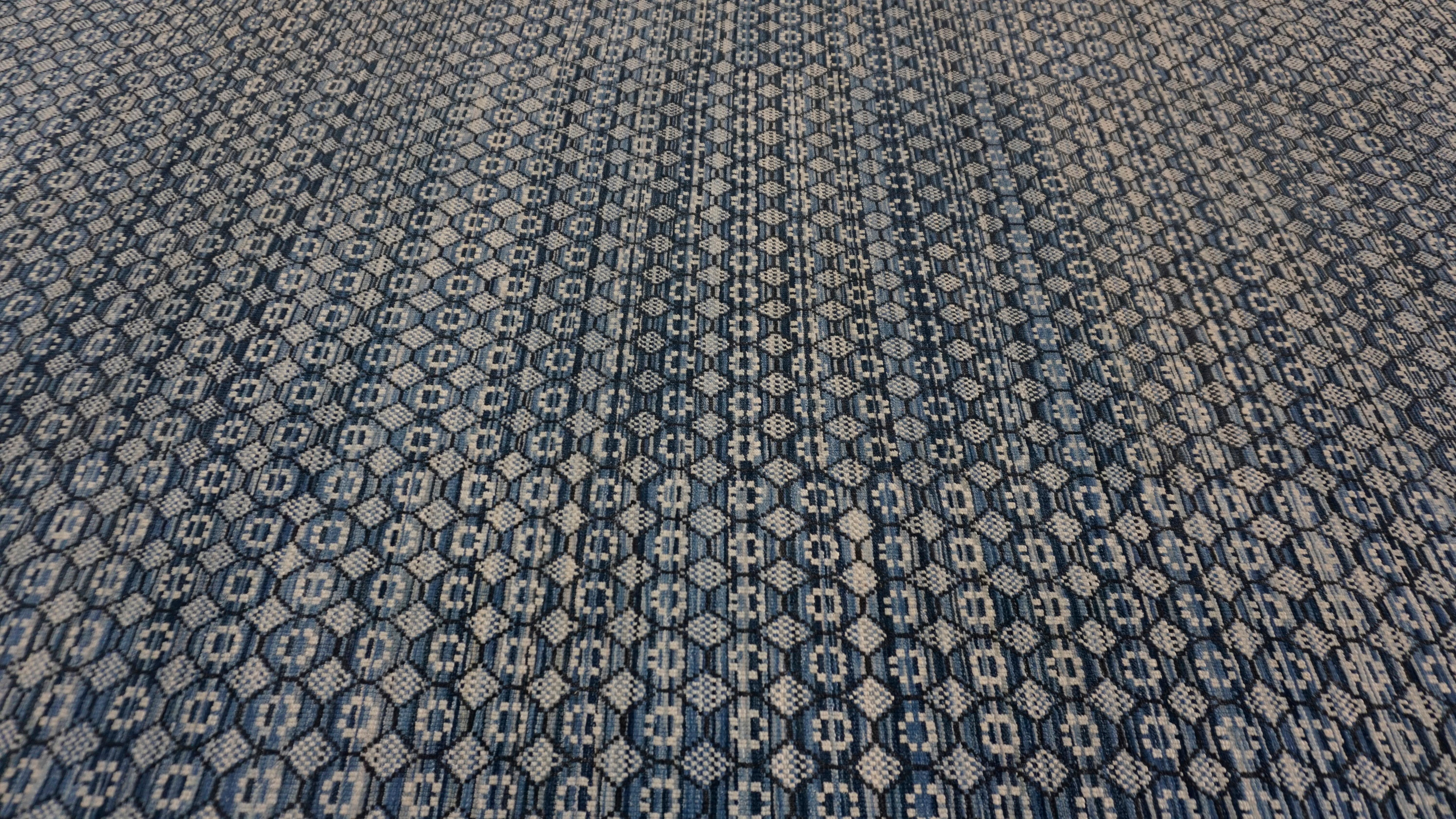 Laine Khoton Mosaic – 9' x 11'9