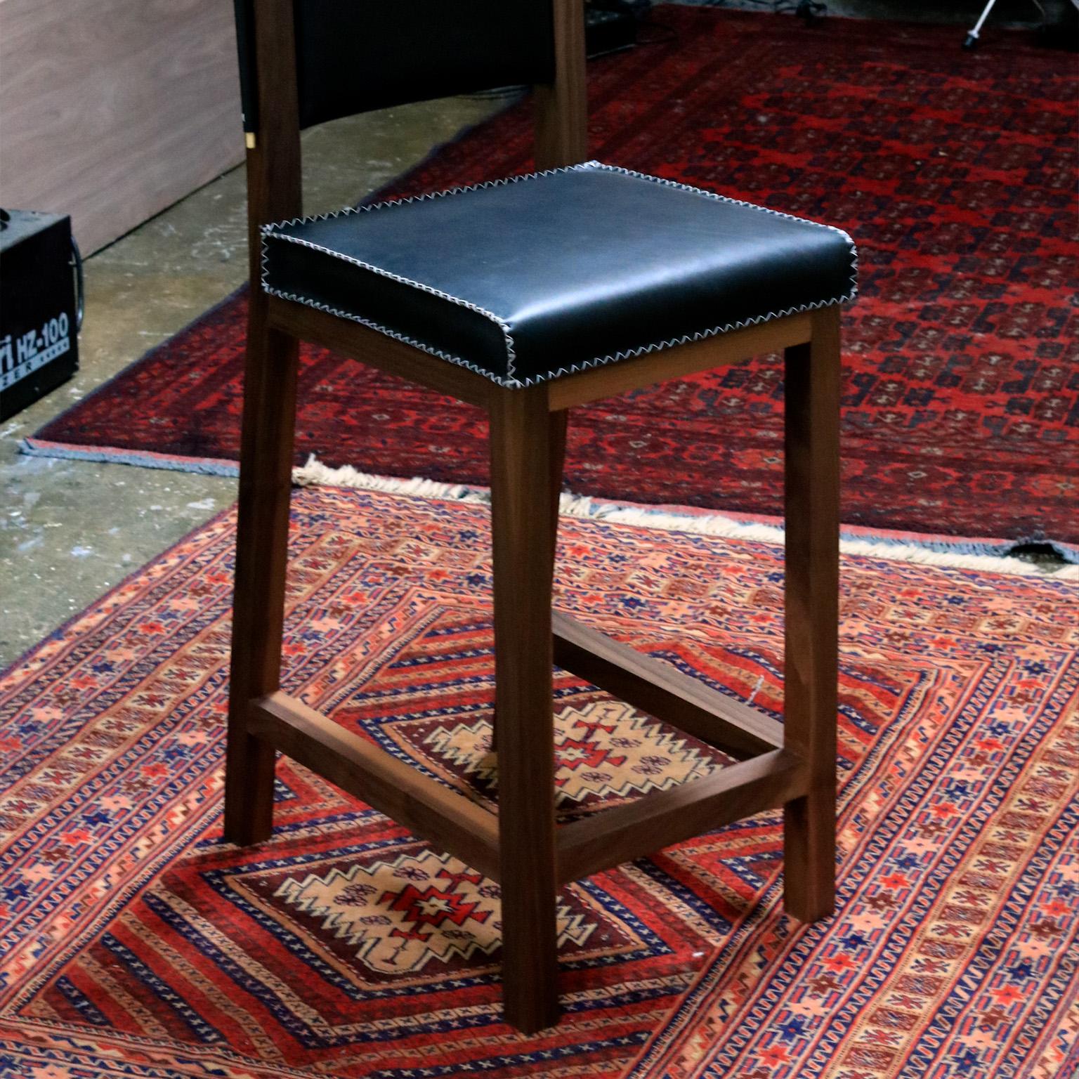 Khwarizmi Black Leather and Walnut Counter Height Stools In New Condition For Sale In Toronto, Ontario