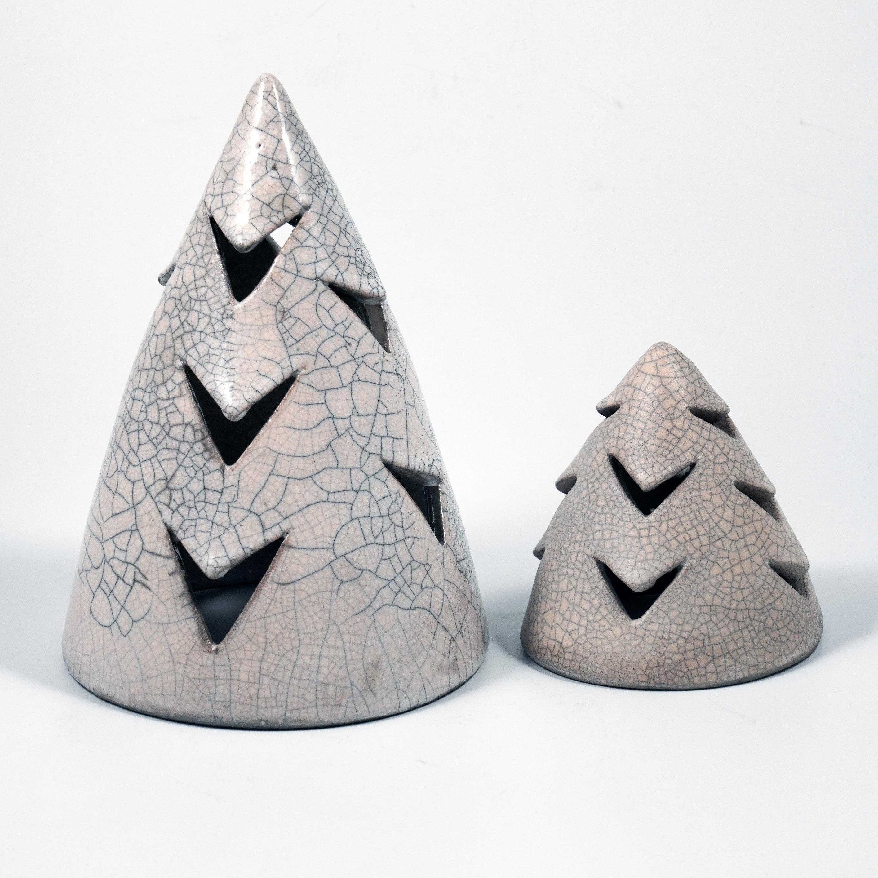 Moderno Set decorativo per albero di Natale e copri-candela di Ki - Whiting, bianco e crepato in vendita