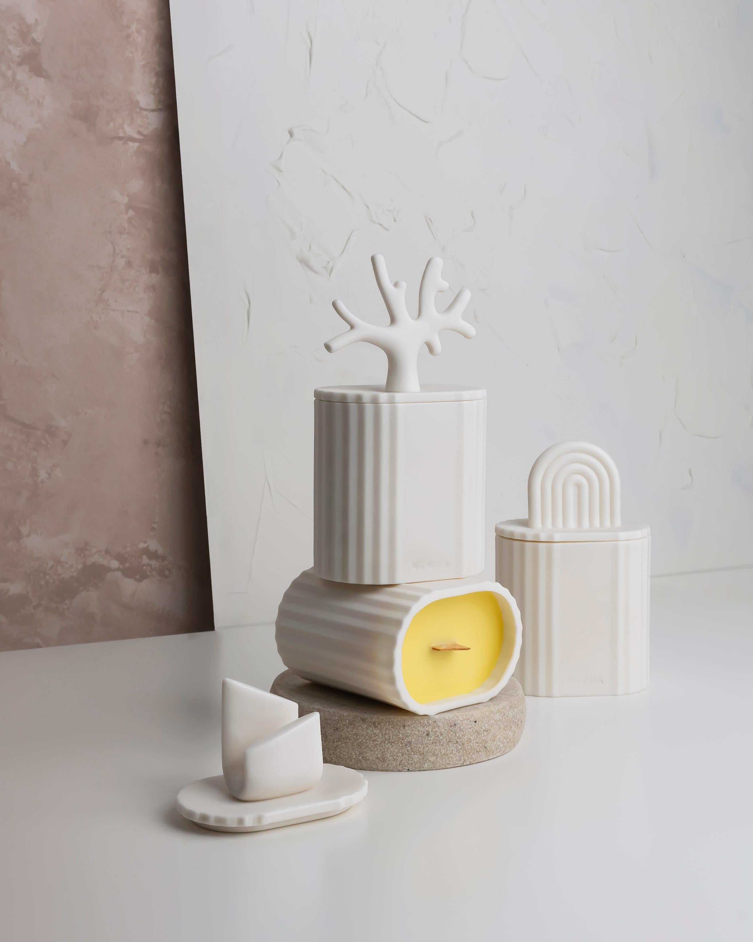 Minimalist Ki, Scented Candle in Parian Porcelain Decorative Box, Design Award 2022 For Sale