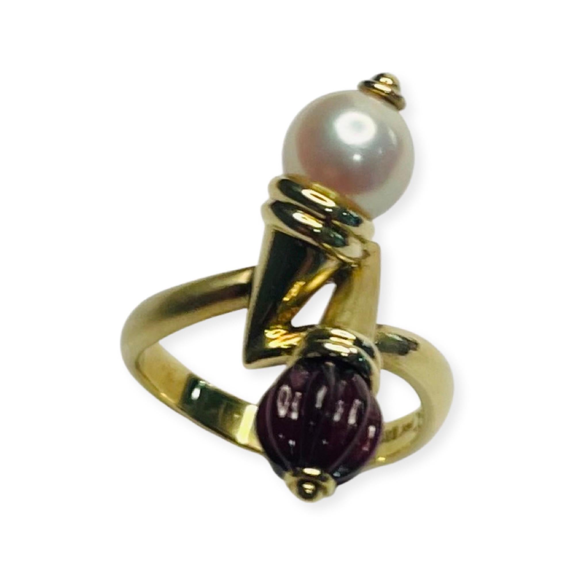 Round Cut Kian 14K Yellow Gold Garnet and Cultured Japanese Akoya Pearl Crossover Ring For Sale