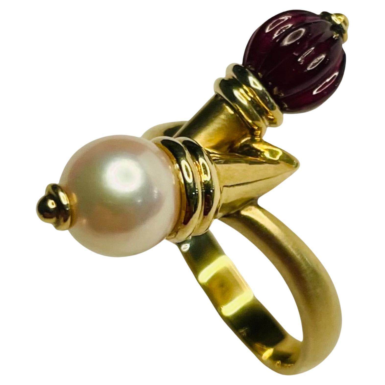 Kian 14K Yellow Gold Garnet and Cultured Japanese Akoya Pearl Crossover Ring For Sale