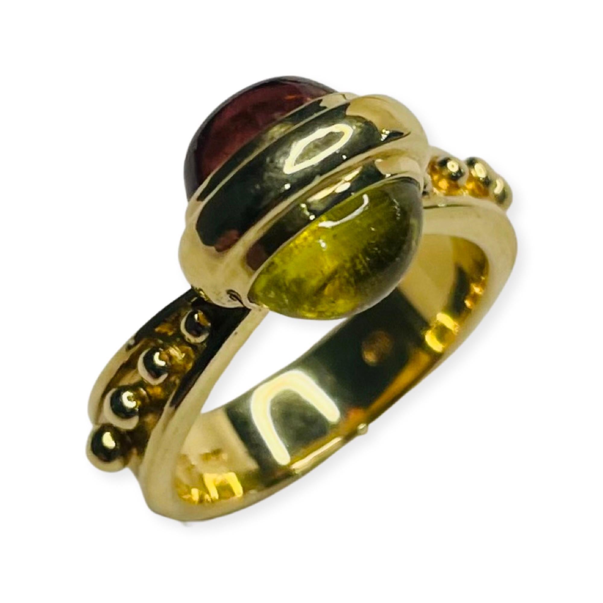 Contemporary Kian 18K Yellow Gold Pink and Green Tourmaline Cabochon Ring For Sale
