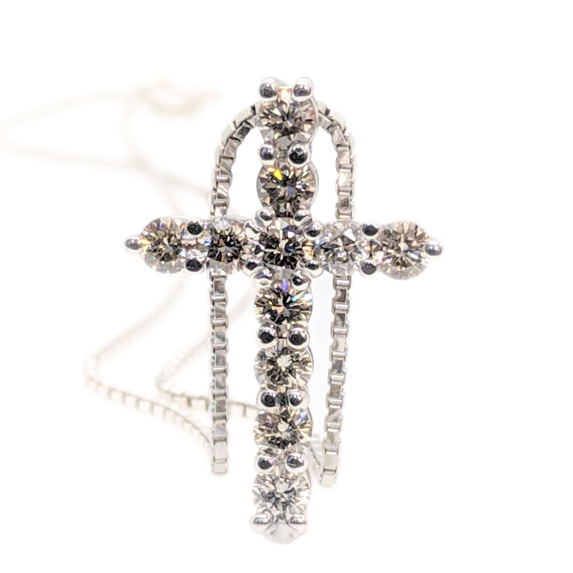 Kian Design 18 Carat White Gold Diamond Cross Necklace In New Condition In South Perth, AU