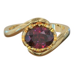 2.05 Carat Rhodolite Garnet 
 Diamonds Cocktail Ring  In 18 Carat Yellow Gold