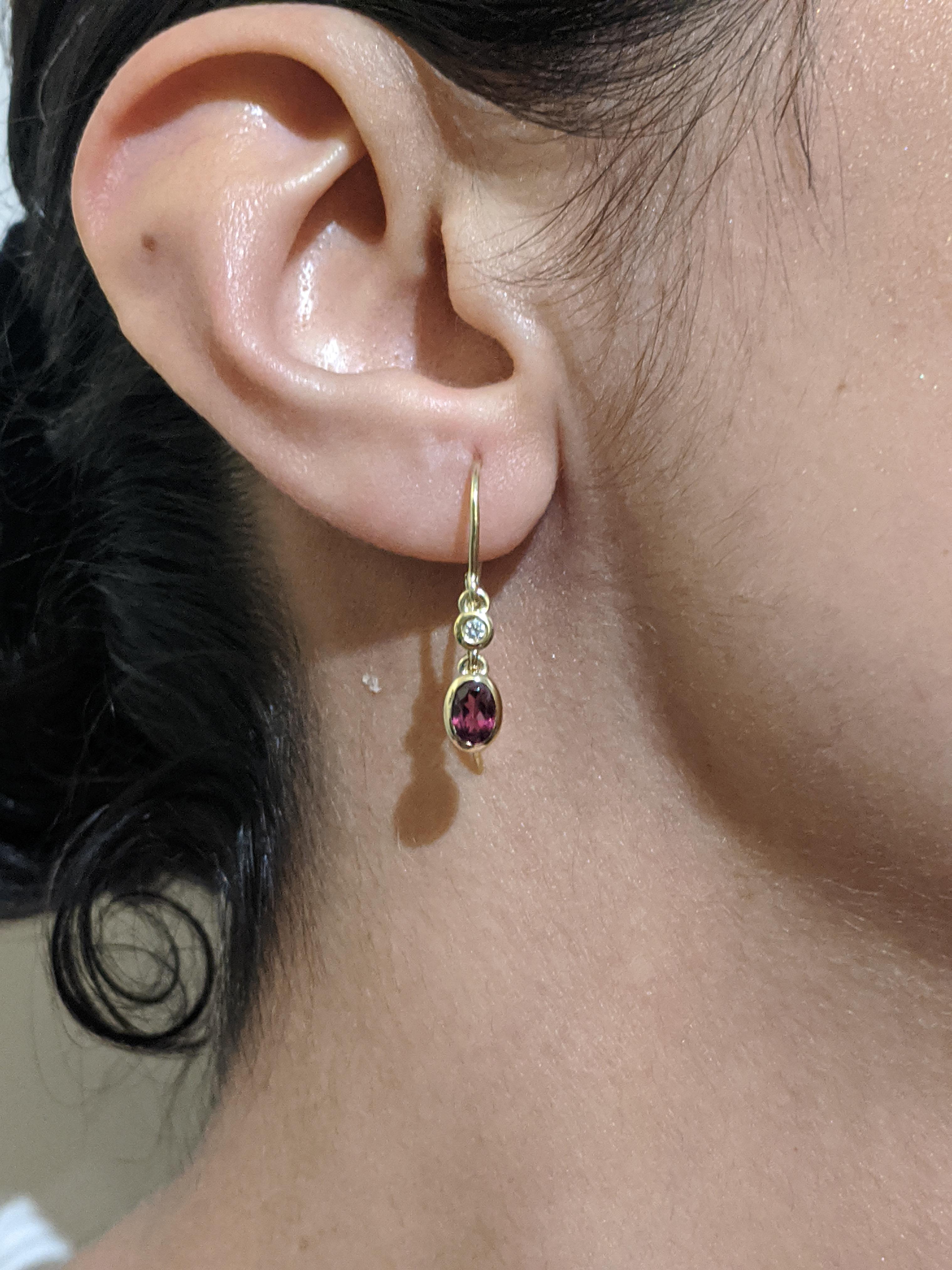 Kian Design 18 Carat Yellow Gold Oval Rhodolite Garnet and Diamond Earrings In New Condition In South Perth, AU