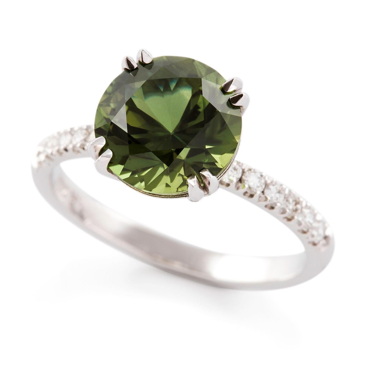 Contemporary Kian Design 3.67 Carat Sapphire Diamond Engagement Ring 18 Carat White Gold