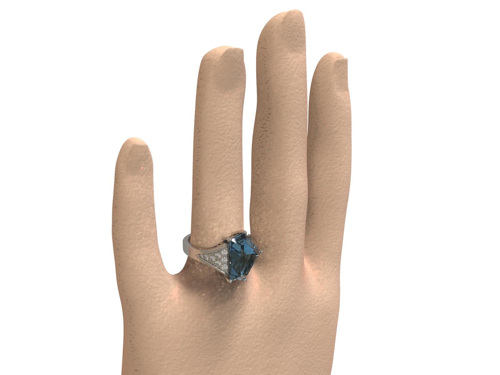 Kian Design 5.93 Carat Aquamarine and Diamond Cocktail Ring in Platinum For Sale 1