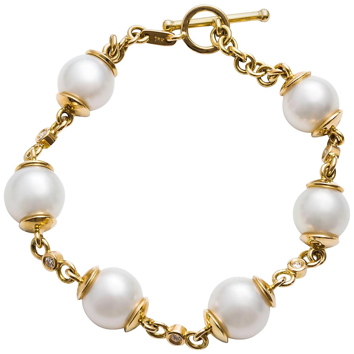 Kian Design South Sea Pearl and Round Diamond Bracelet in 18 Carat Yellow Gold