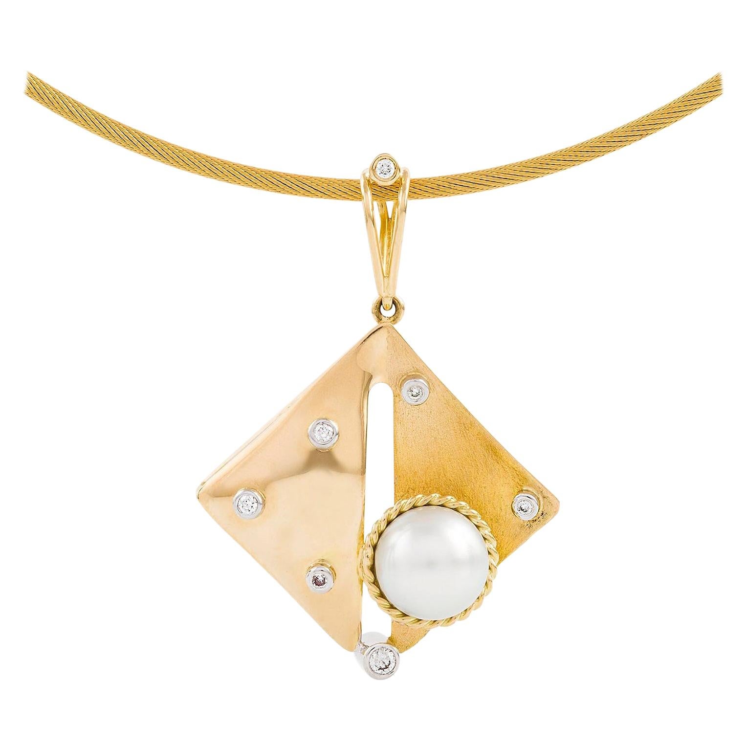 Kian Design South Sea White Pearl and Diamond Necklace in 18 Carat Gold