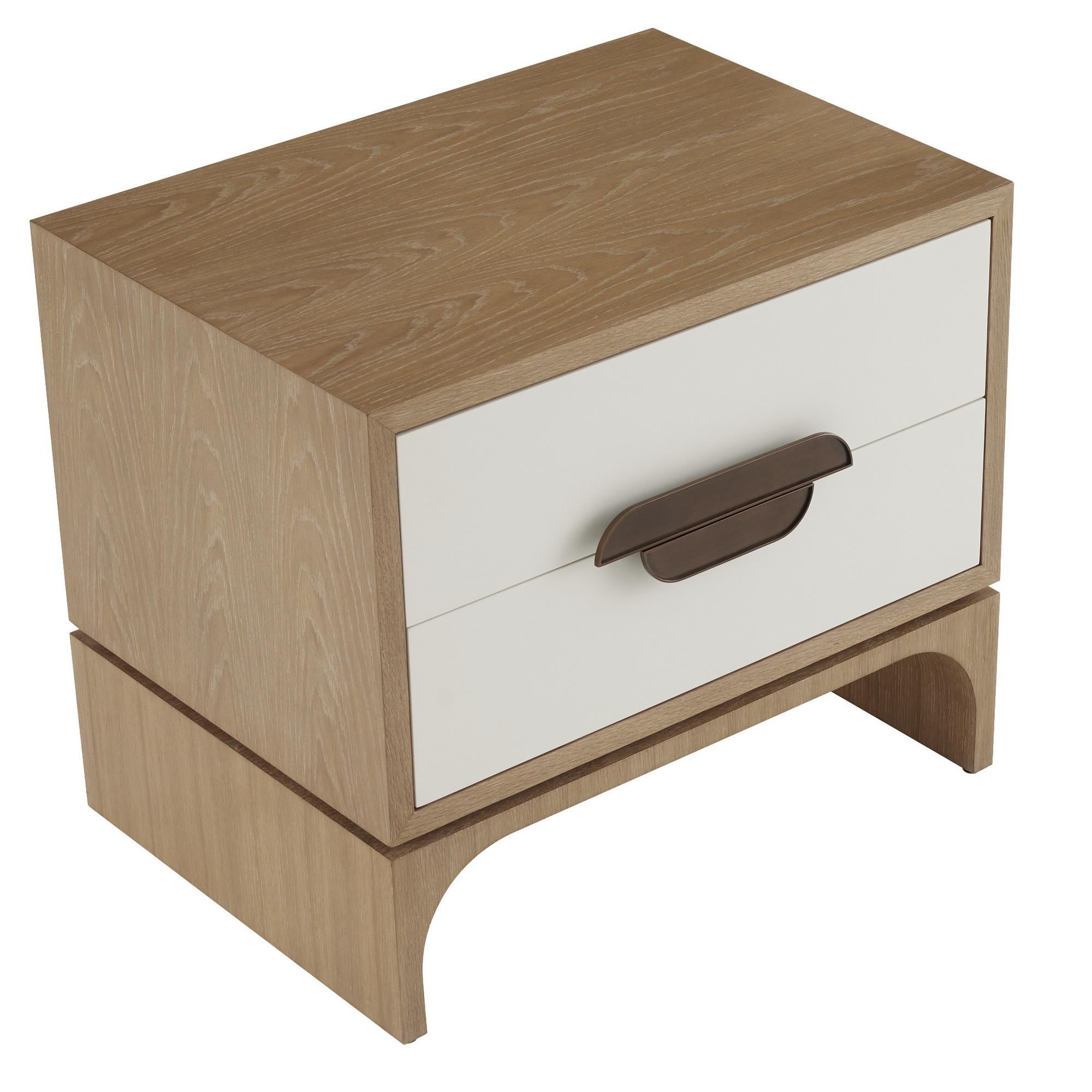 XXI secolo e contemporaneo Tavolino Kianna FIS05 - Bianco, Laccato, Oak, Ottone in vendita